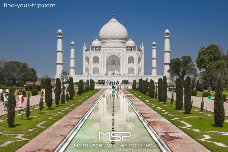 The <b>Taj Mahal</b> is a mausoleum in <b>Agra</b>, completed in 1648. It is probably the most famous attraction in <b>India</b>. <a href='https://find-your-trip.com/?t=guide&poi=in11909&lang=en' target='fyt'><nobr>[ ⭢	map ]</nobr></a>